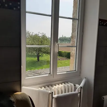 La Bouyardiere Bed & Breakfast *