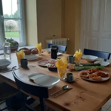 La Bouyardiere Bed & Breakfast *